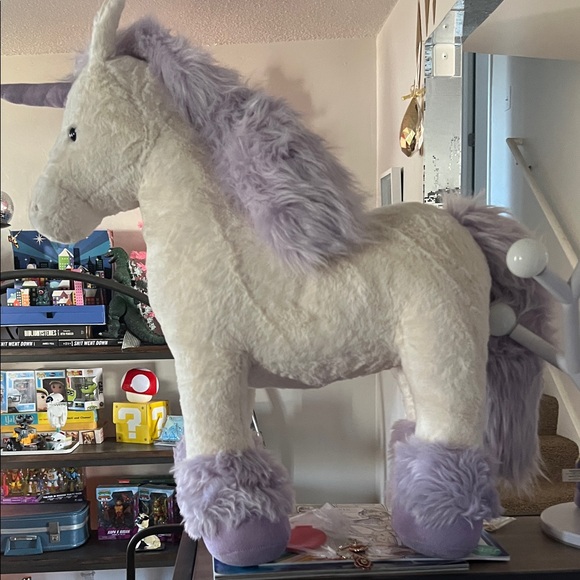 Gigantic purple unicorn! 🦄 - Picture 4 of 4